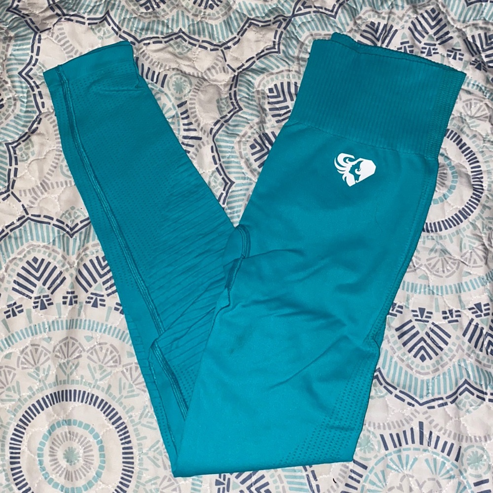 Women’s Best Tiffany blue leggings